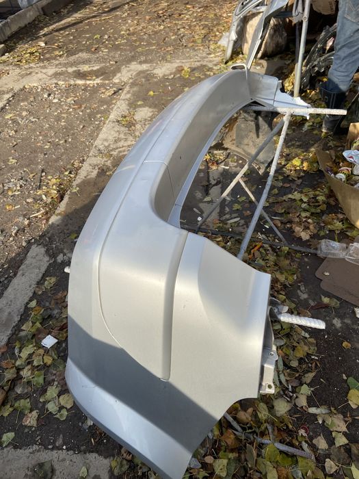 Бампер Рено меган 2 листва бампера