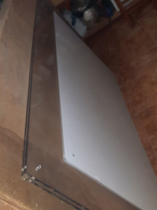 Moveis usados e placas de acrilico com muita qualidade