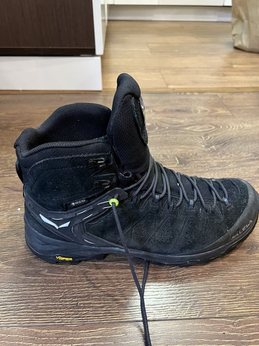 Чоловічі трекінгові черевики (ботинки) Salewa MS Alp Trainer 2 Mid GTX