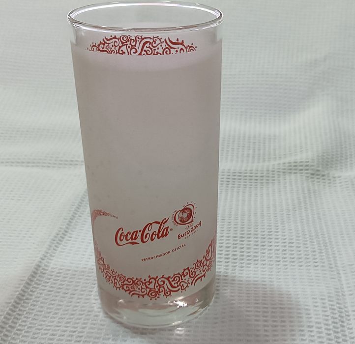 Vendo três copos Euro 2004