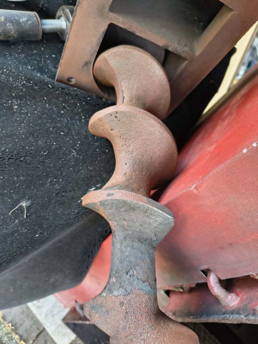 Podajnik ślimakowy do pieca