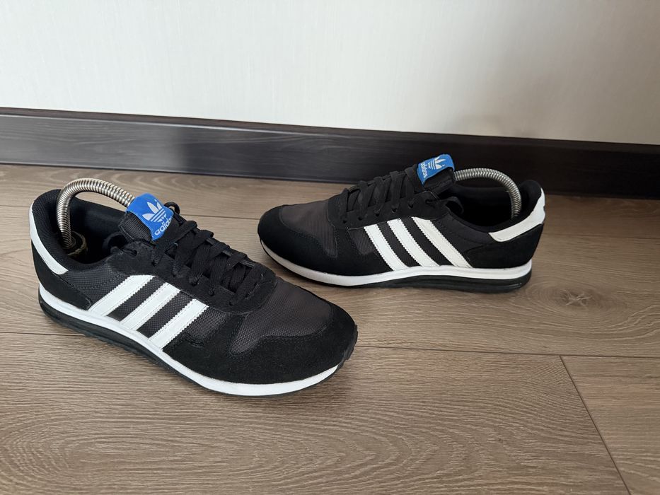 Кросівки adidas 41 розмір