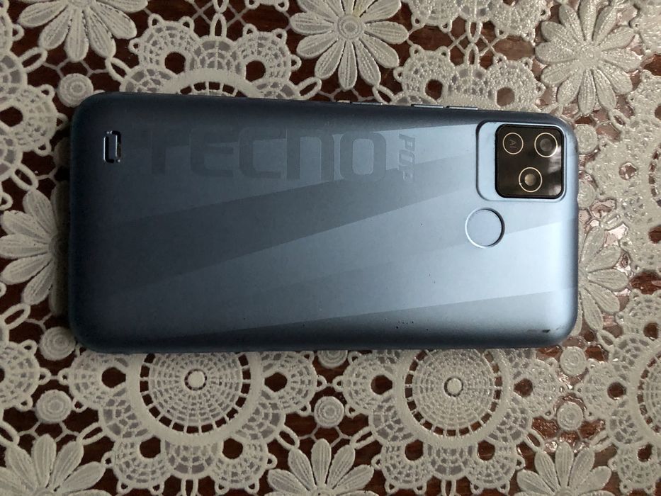 Телефони на запчастини