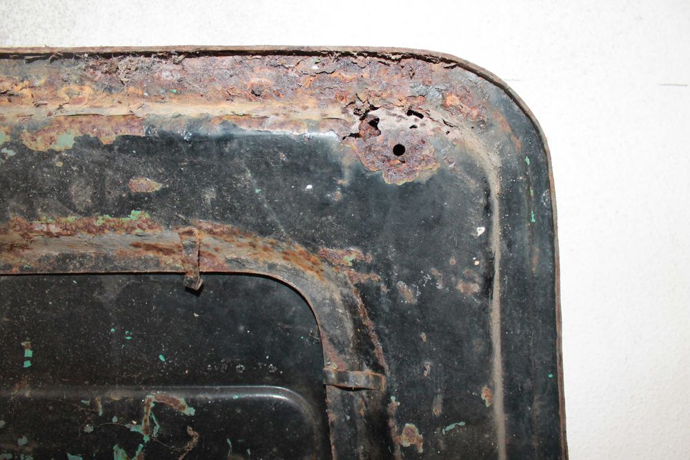 Morris Minor, tampa da mala