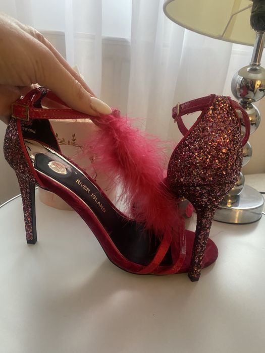 Sandałki na obcasie River Island rozm 41