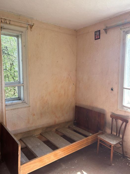 Продам приватний будинок в селі ,Середній Майдан