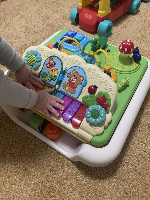 Ігровий центр Chicco піаніно столик розвиваючий