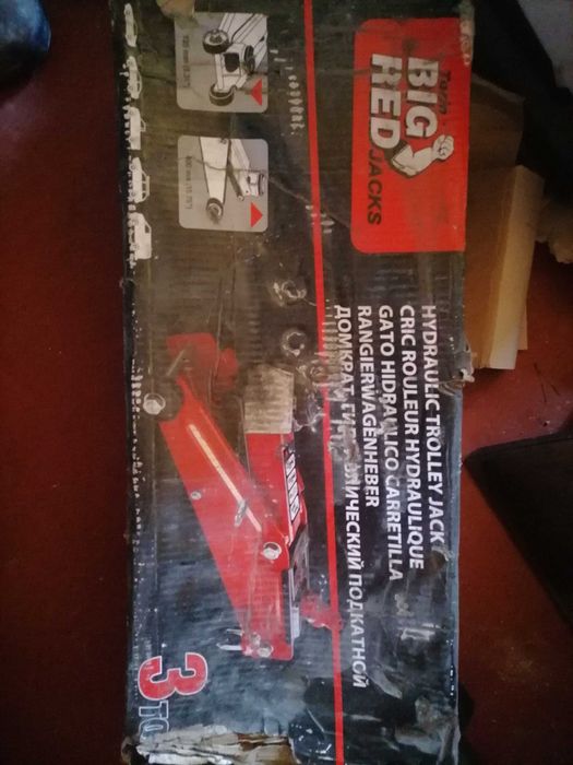 Автомобильный донкрат.