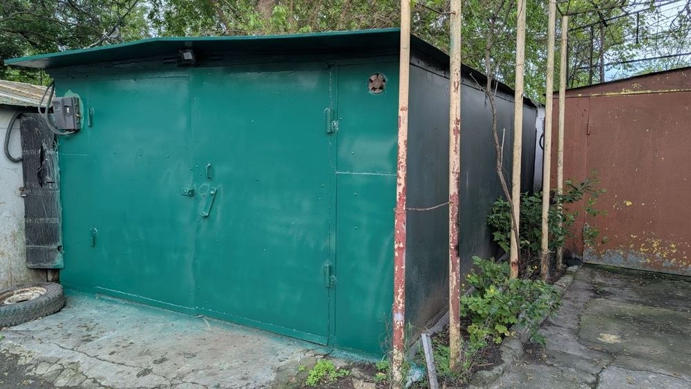 Гараж мастерская в отличном месте