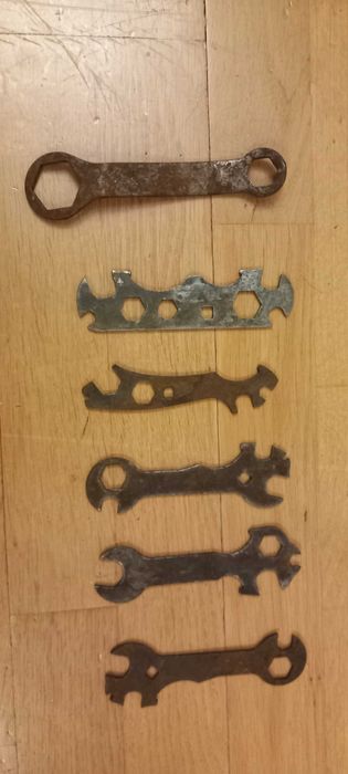 Zestaw 6 starych kluczy do roweru rower Wigry motorower Romet