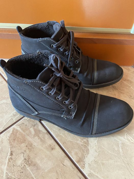 Buty jak nowe męskie brązowe Lasocki zamsz 41