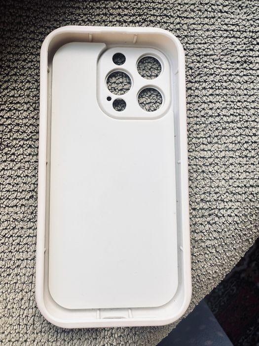 Чохли на iphone 14 pro