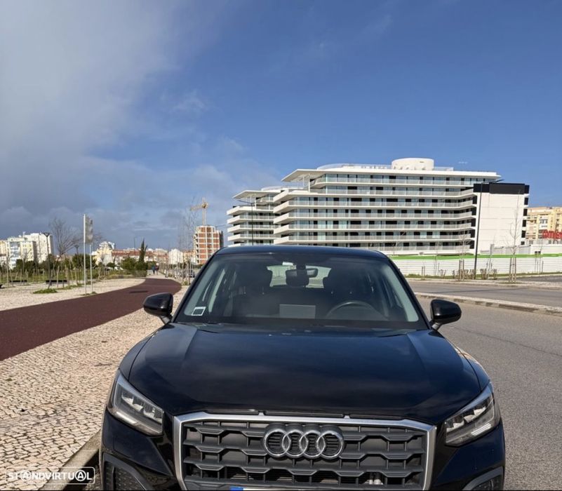Venda Audi Q2 excelente estado Particular