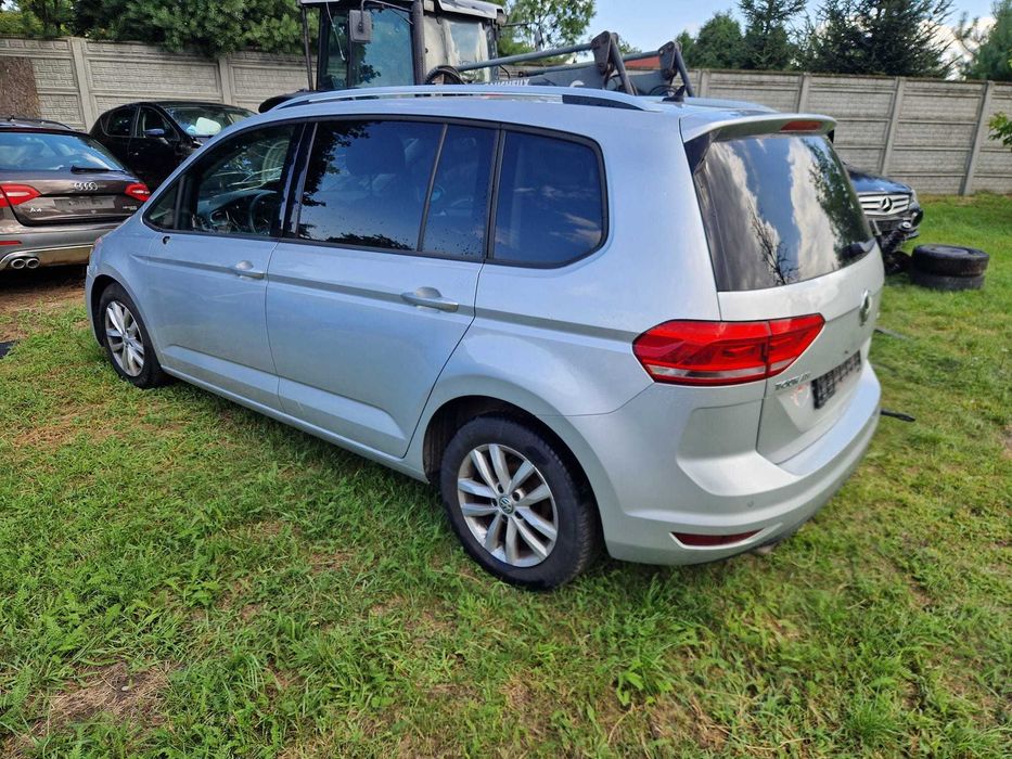 Karoseria Drzwi Konsola Vw Touran 5ta LA7W Europa Demontaż