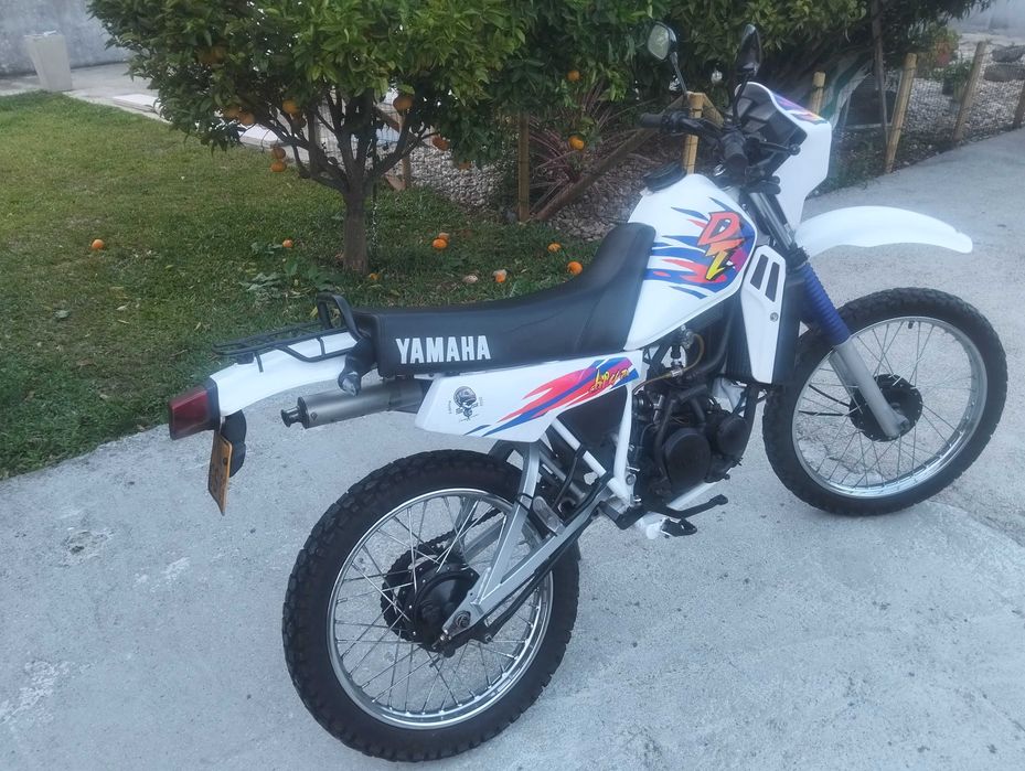 Yamaha DT 50 restaurada