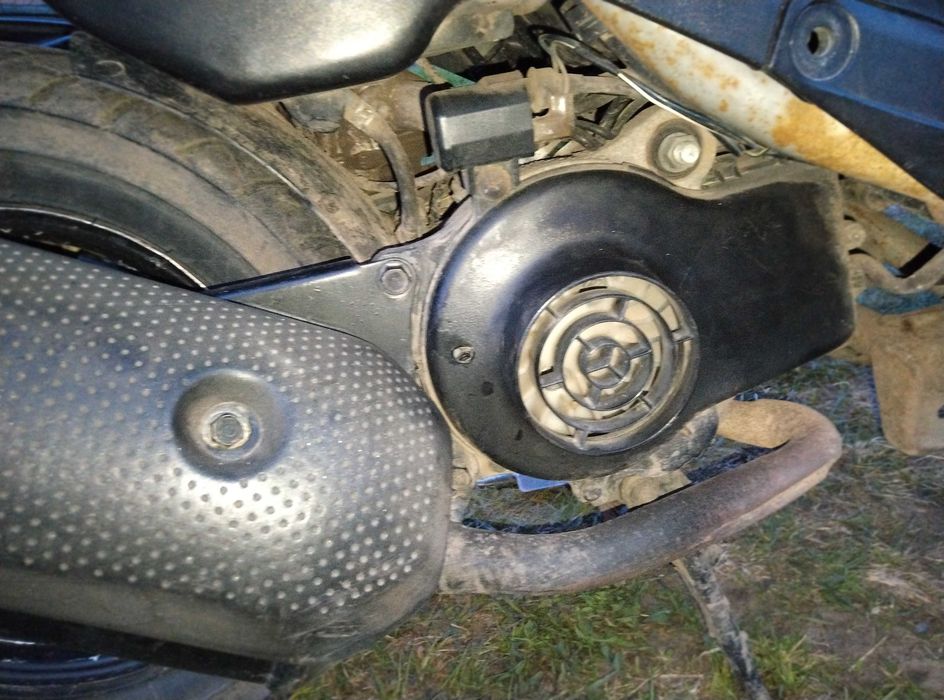Продам скутер Suzuki Lets 3