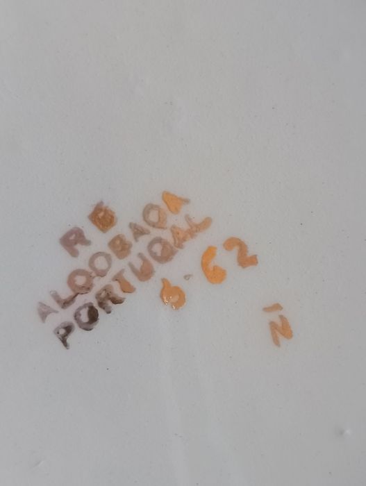 Jarro com 12 copos em porcelana