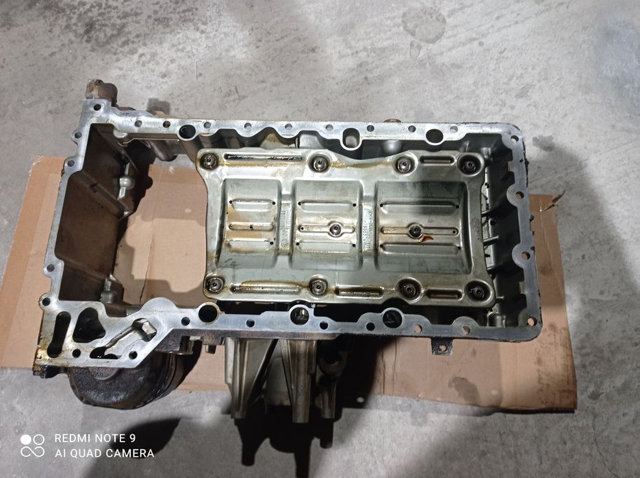 Bmw x5 F85. X6. F86. 5.0I. S63b44b. Podstawa misy oleju