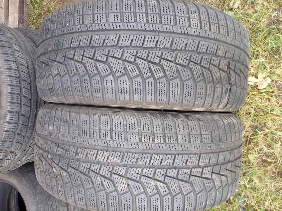 Продам шины 225/40,235/50 Р19 2шт.225/60 Р18 Continental 4шт.лето