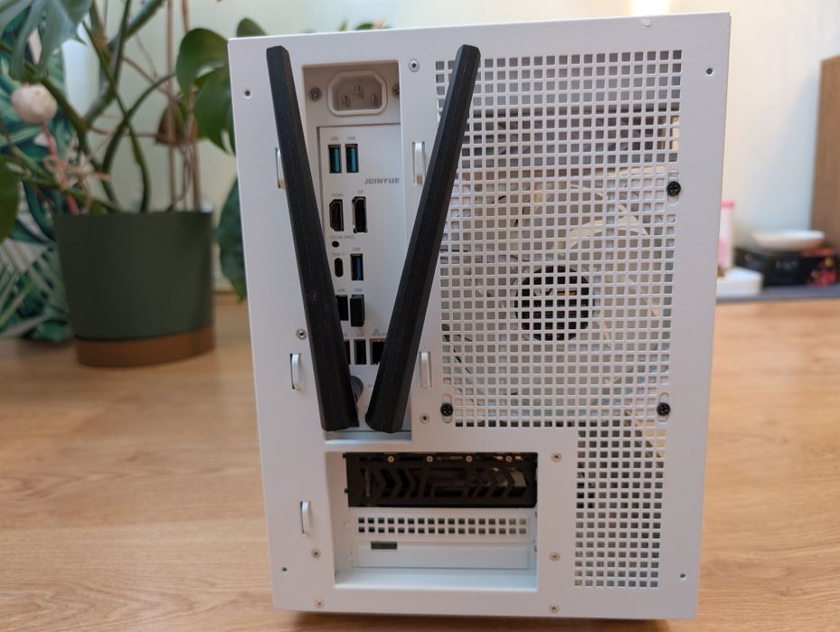 Wydajny komputer gamingowy / do pracy Ryzen 5 7500f, RX 7700, 32Gb RAM