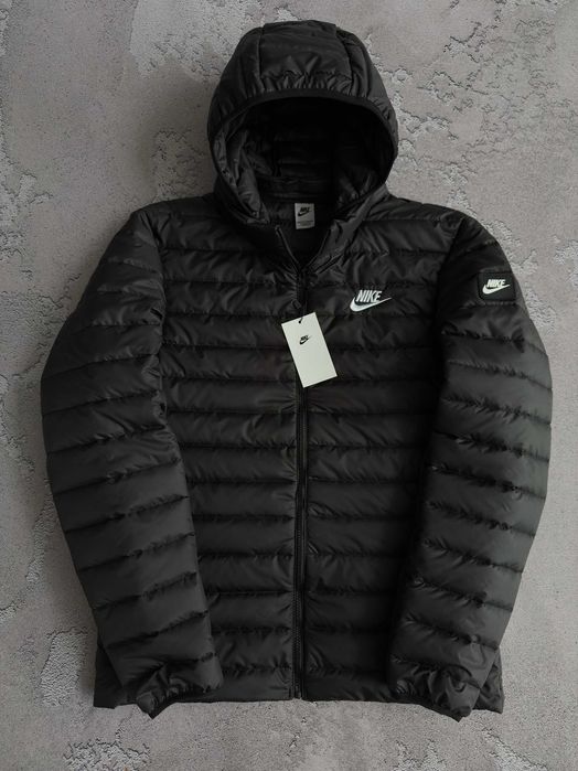 Чоловіча чорна демісезонна куртка Nike зі знімним капюшоном, розміри S–3XL