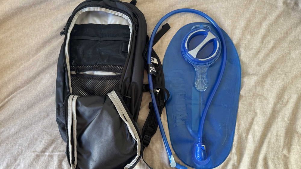 Camelbak Mule 12 de cor preto494768655456030721
