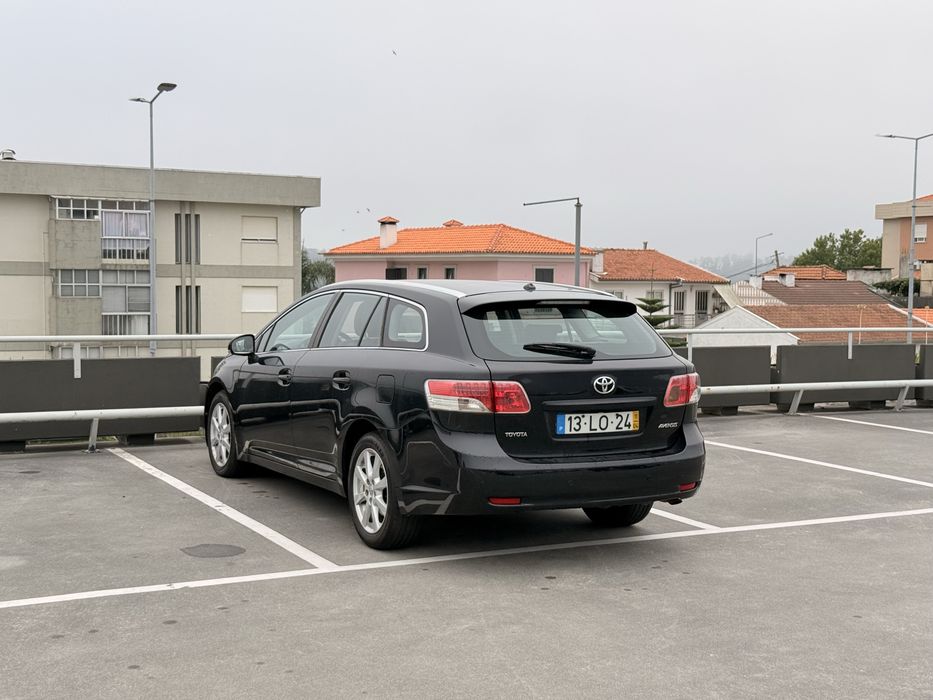 Toyota Avensis 2011