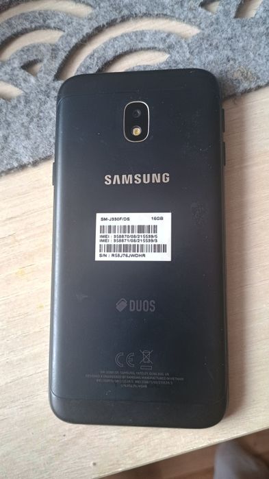 Telefon Samsung j330f
