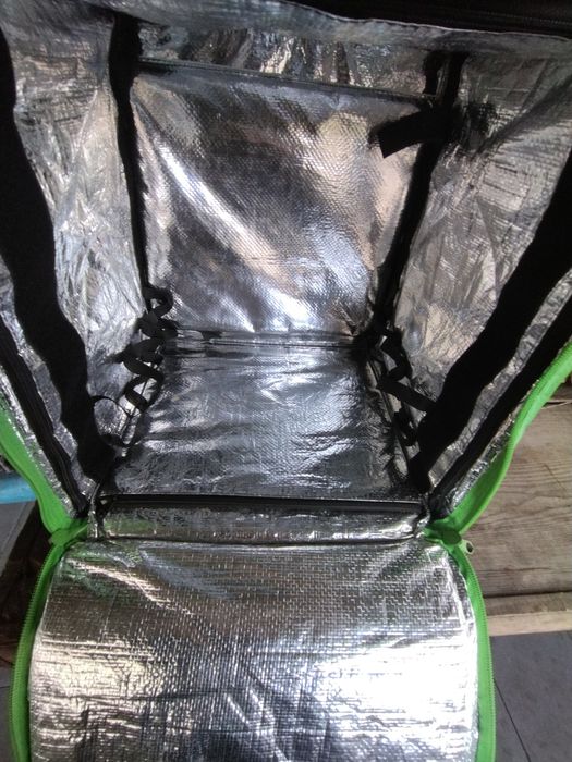 Vendo mochila para estafeta da para Uber Golovo bot.