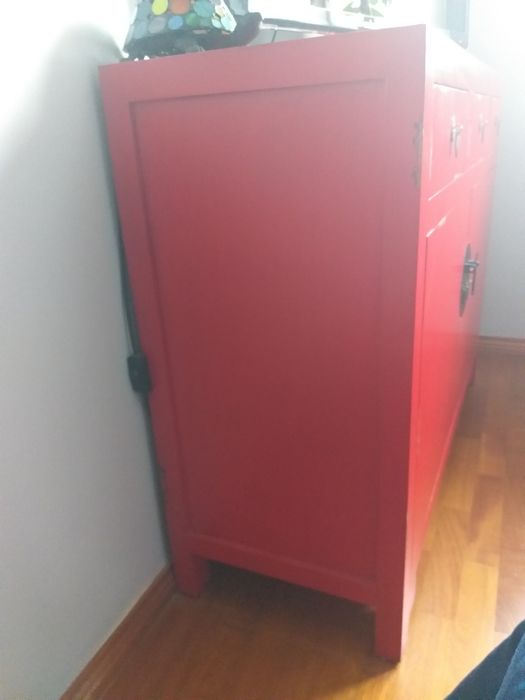 Comoda vermelha estilo chines
