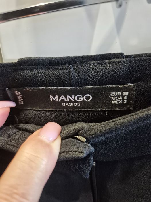 Czarna spodnie Mango 36