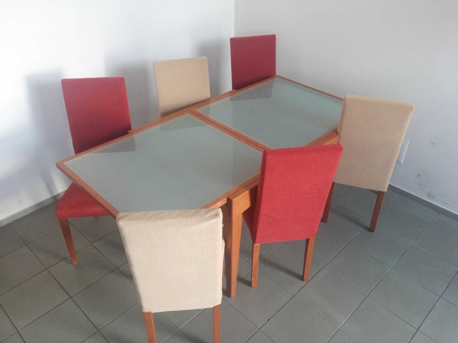 Extendable Glass Table64409147701250123