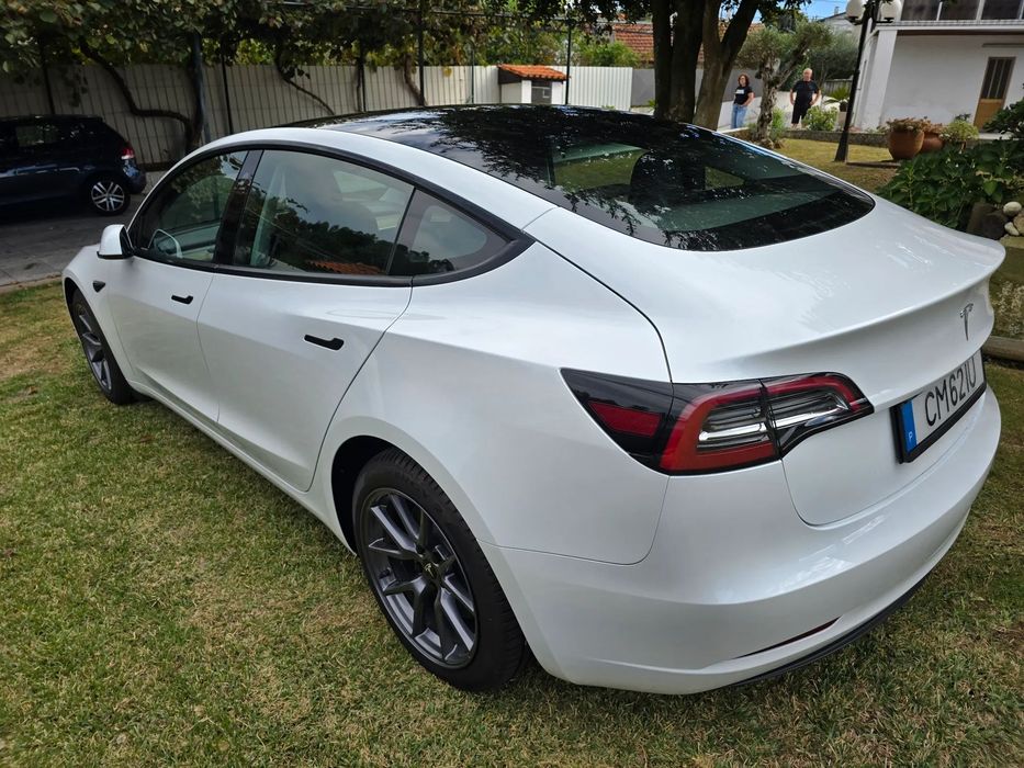 Tesla Model 3 Standard Range Plus RWD