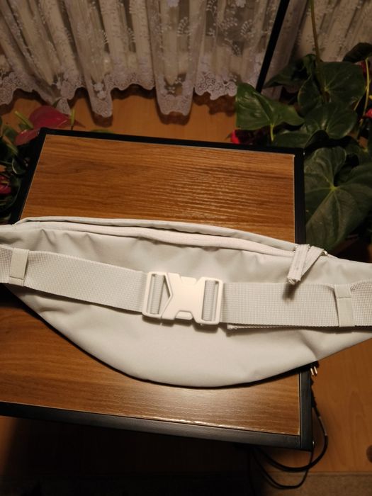 Nerka nike nowa popielata