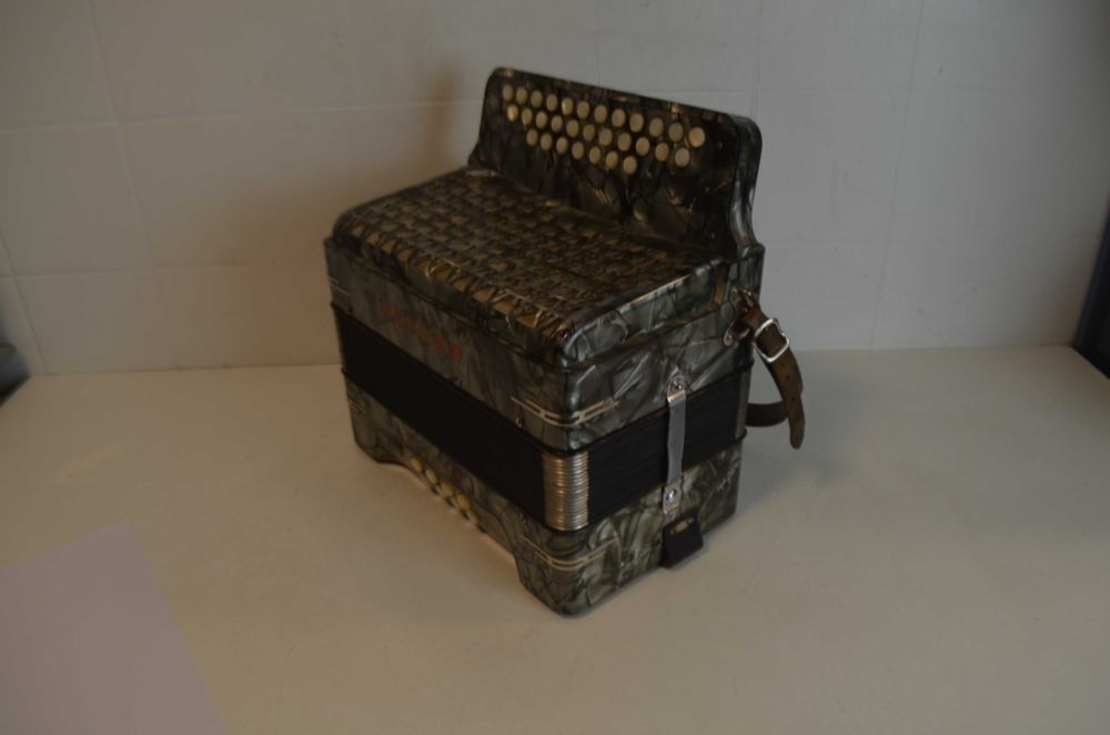 Concertina Hohner Clube ||  VictoriaTonalidade. Do  N 298