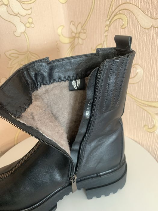 Жіночі зимові черевики