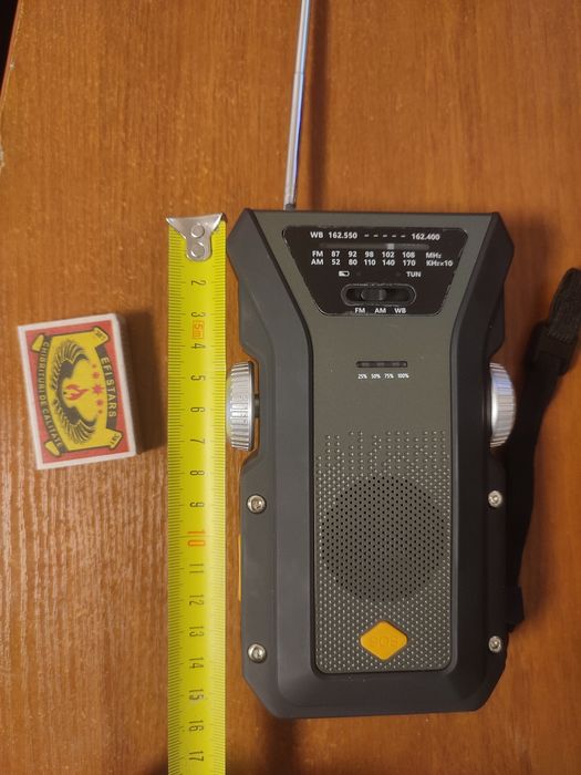 Радіо аварійне ліхтарик, 4000мАч повербанк, динамо-машина