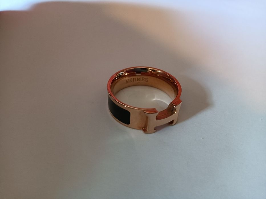 Anel novo em aço Tamanho 19