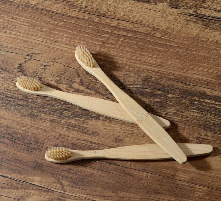 Escovas de dentes em bambu para criança (cor bege disponível)