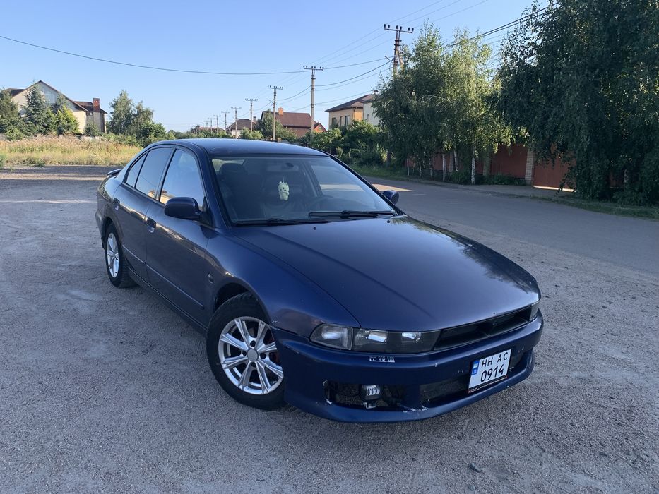 Mitsubishi Galant 8