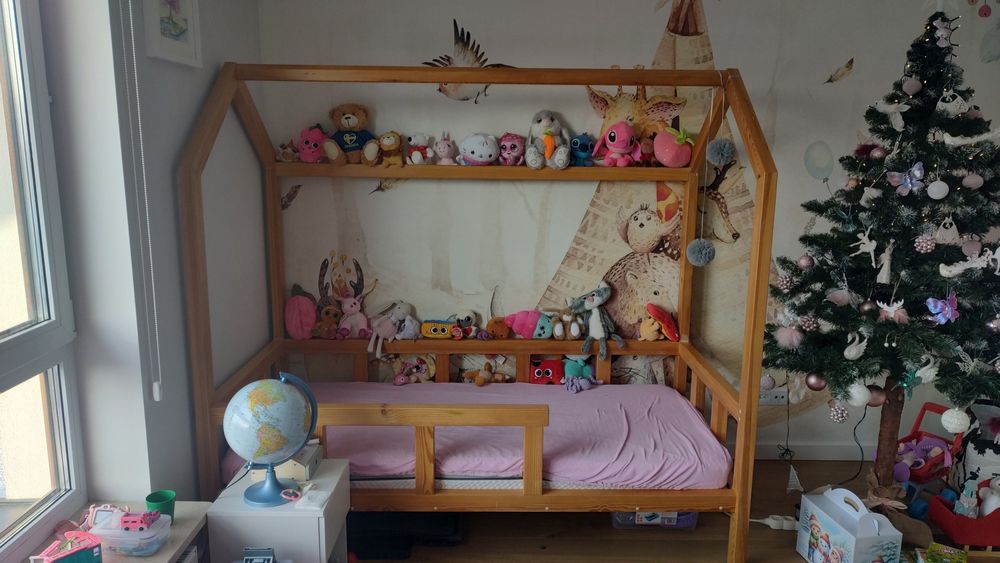 łóżko domek drewniane + materac 80x180