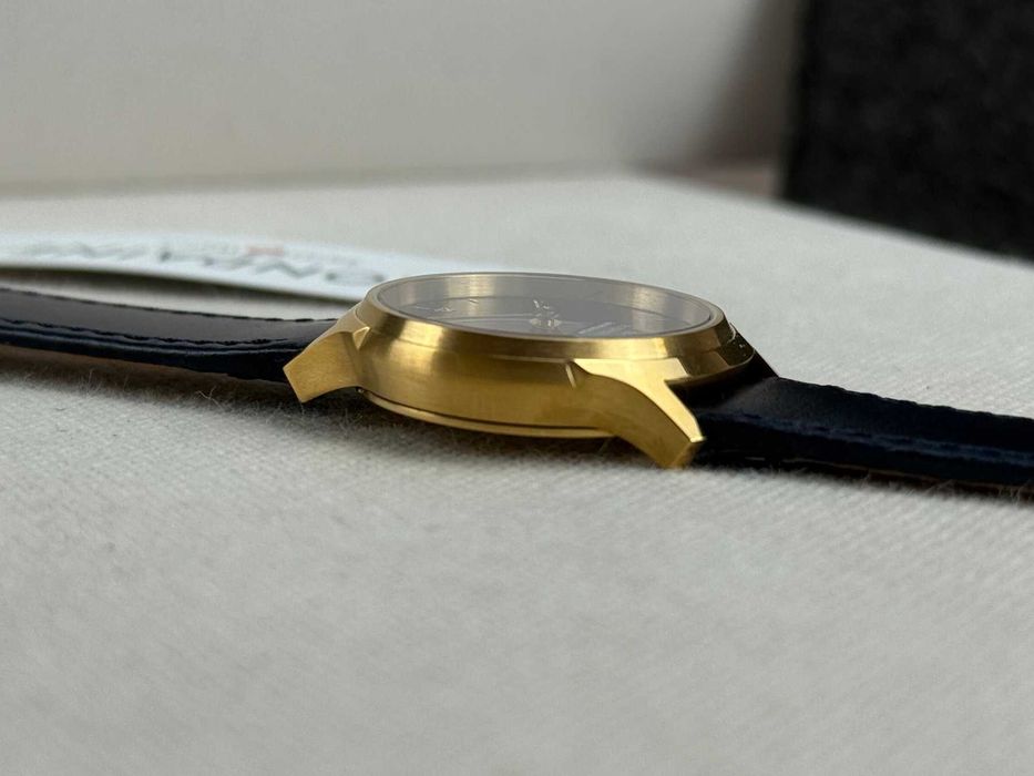 Relógio Mondaine Helvetica No1 Azul – Novo (Swiss Made)