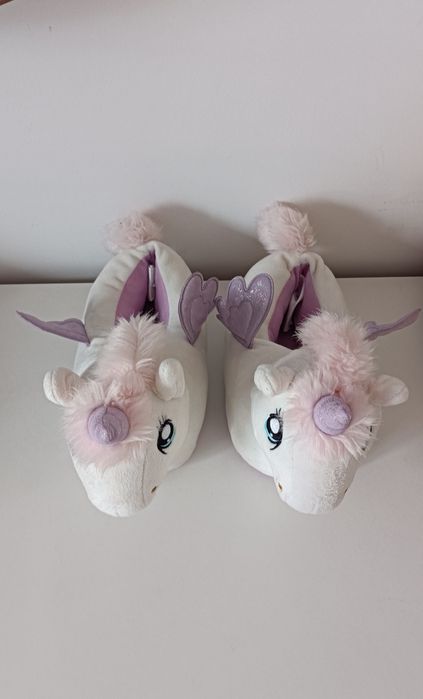 Pantufas de unicórnios H&M