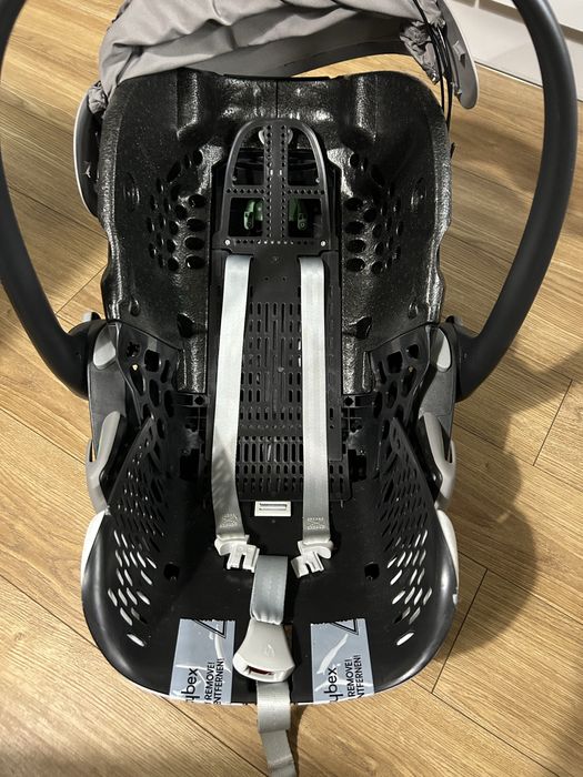 Cybex Cloud G Plus Lava Grey