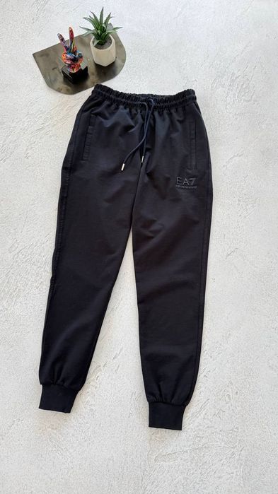 Чоловічі мужские  штани  Armani EA7