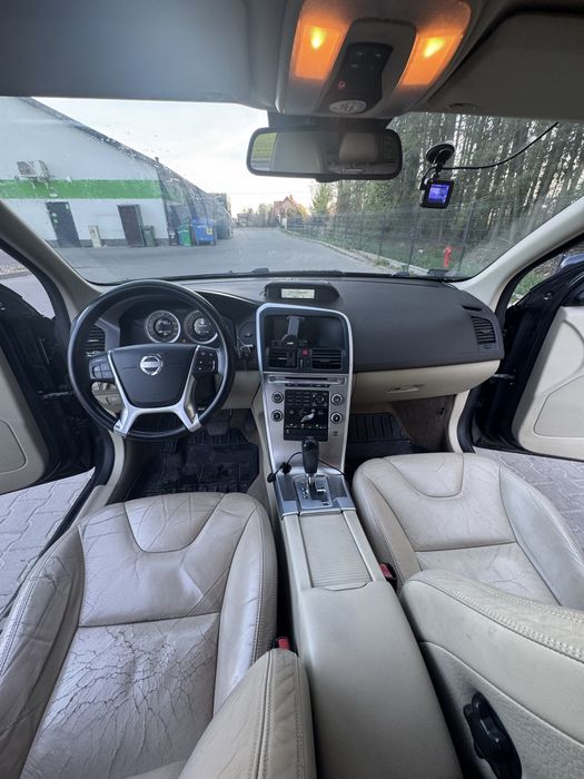 Volvo XC60 2.0 Diesel | 2010 | Hak | Jasne wnętrze