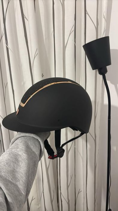 Kask jeździecki Tatini M - jak nowy