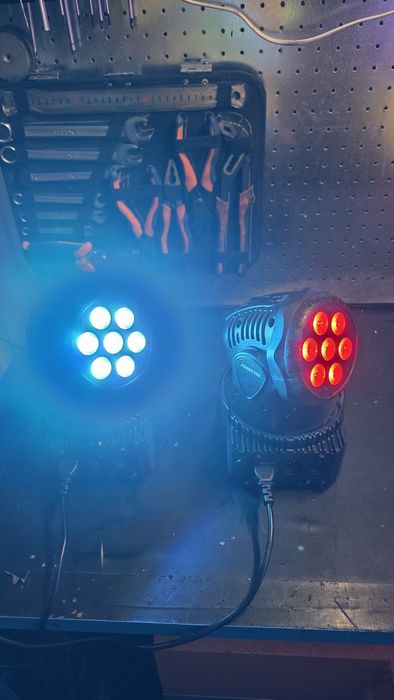 2x Moving Head FONESTAR LED RGBW 7x10W