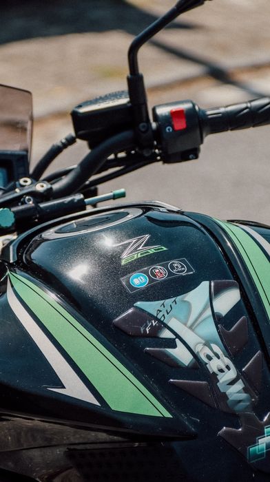 Kawasaki Z800 ABS | 22.000 km | Revisão feita | Vários extras