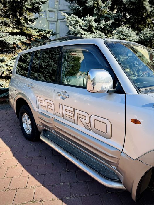 Mitsubishi Pajero Wagon